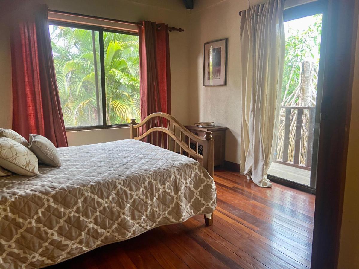 Casa De Veraneo Quinta Las Trillizas Esparza 外观 照片